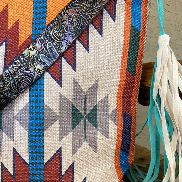 Southwest Print Lightweight Large TOTE 💠 BRAND NEW ⭐️(Last One) - Picture 7 of 10